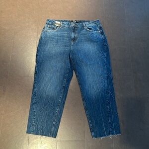 DENIM crops size 34